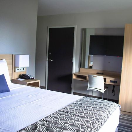 Microtel Inn & Suites By Wyndham Camp Lejeune/Джексонвілл Екстер'єр фото