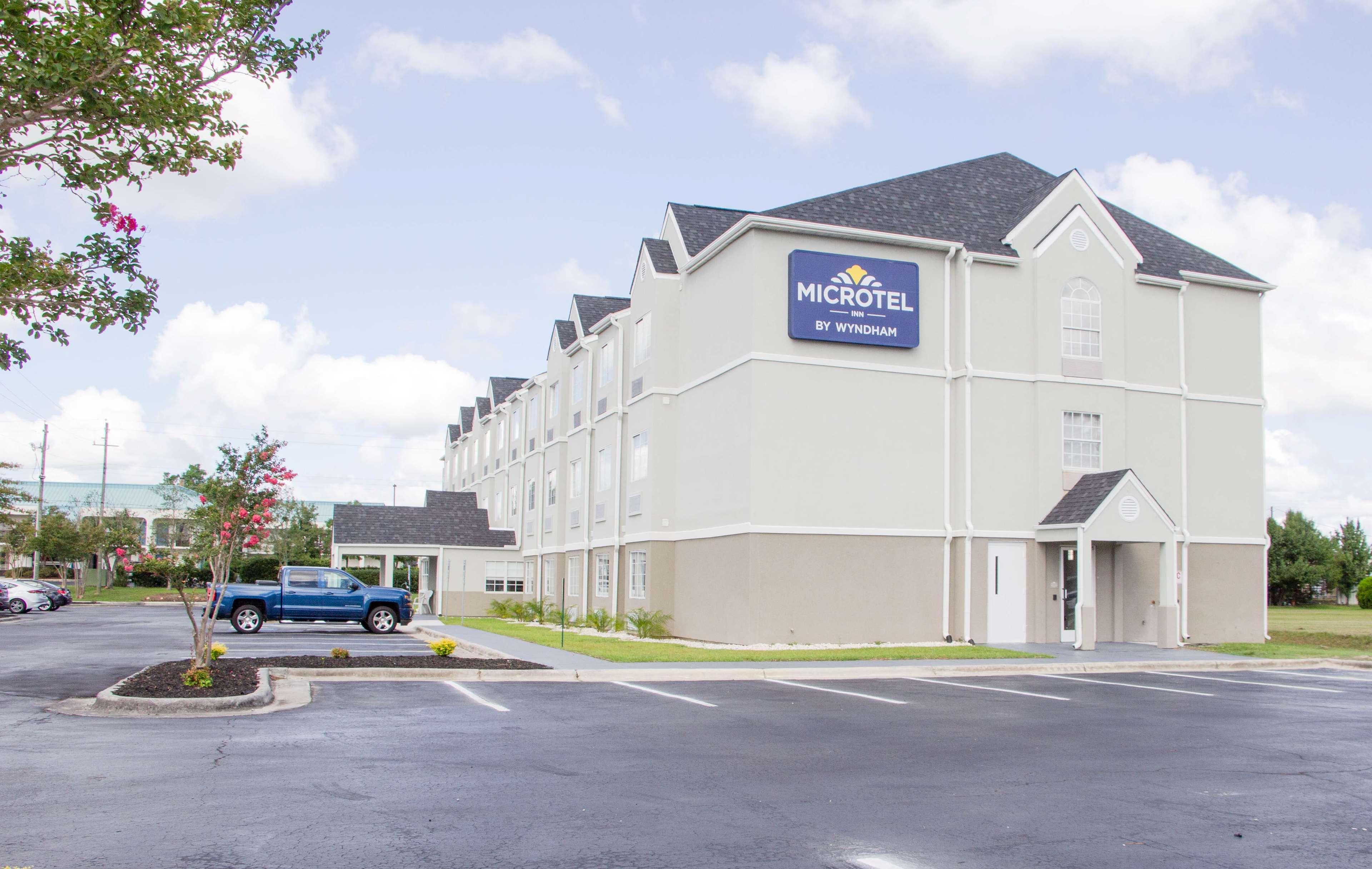 Microtel Inn & Suites By Wyndham Camp Lejeune/Джексонвілл Екстер'єр фото