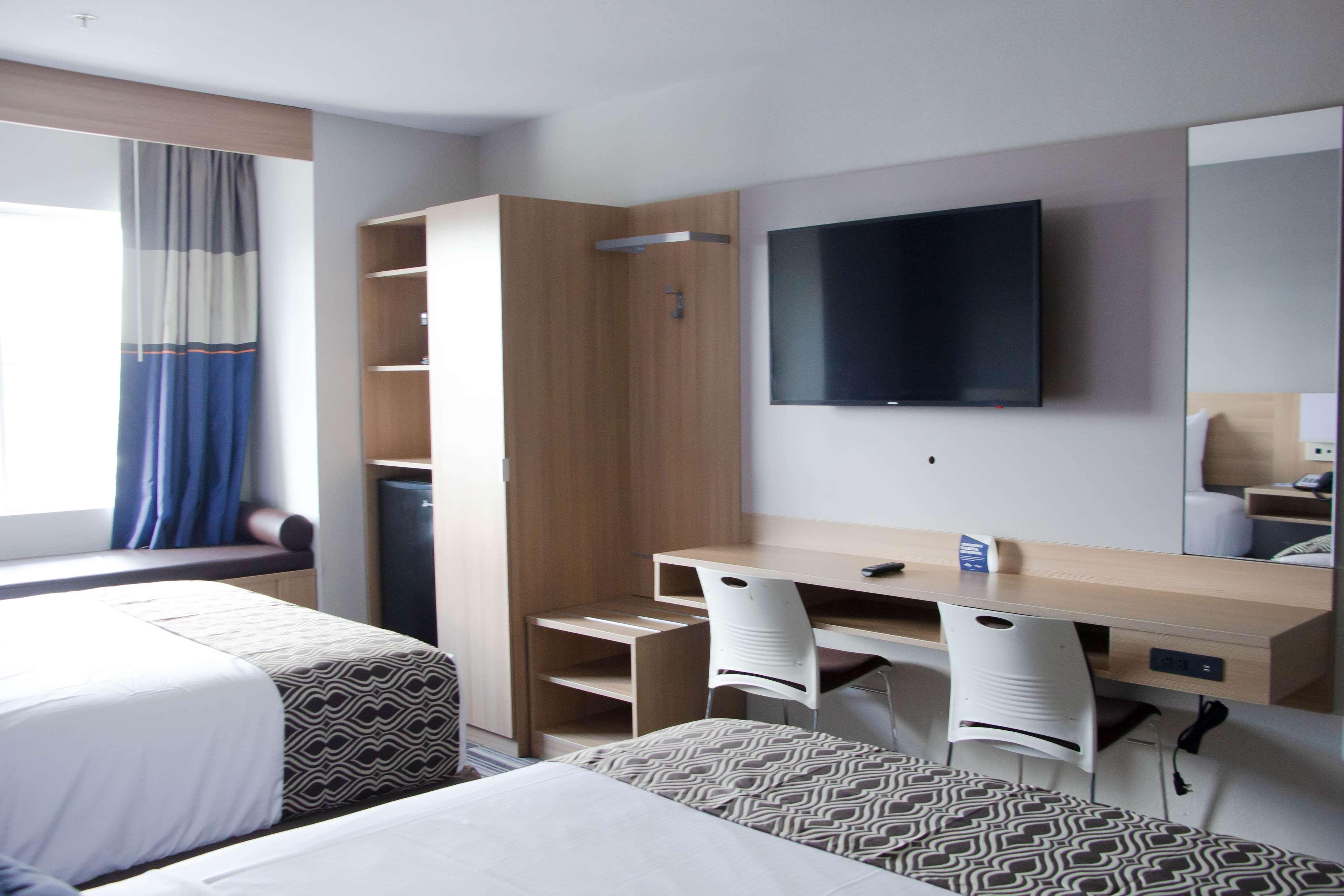 Microtel Inn & Suites By Wyndham Camp Lejeune/Джексонвілл Екстер'єр фото